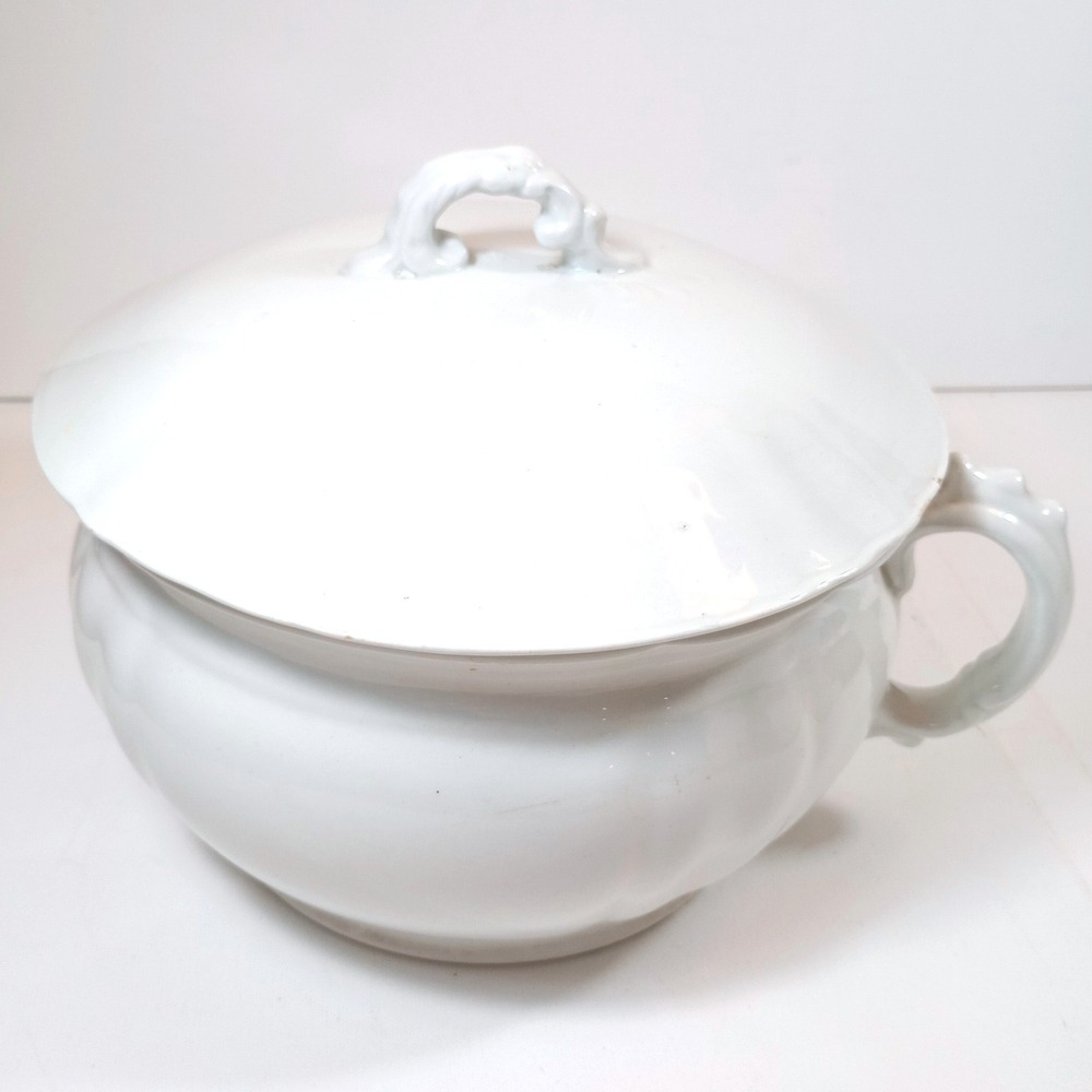 Antique Alfred Meakin Chamber Pot Large White Fair Royal Ironstone China England